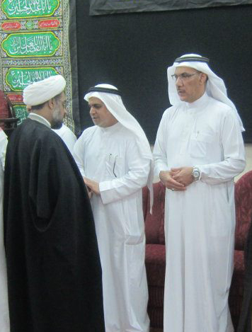 سماحة الشيخ زكي الحبيب يعزي الأستاذ بدر الشبيب . مجلس الفاتحة